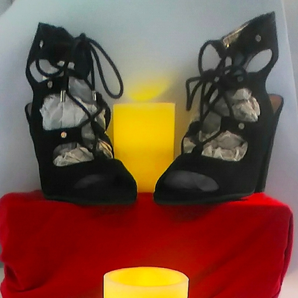Indigo Rd.black Slingback heels in size 9